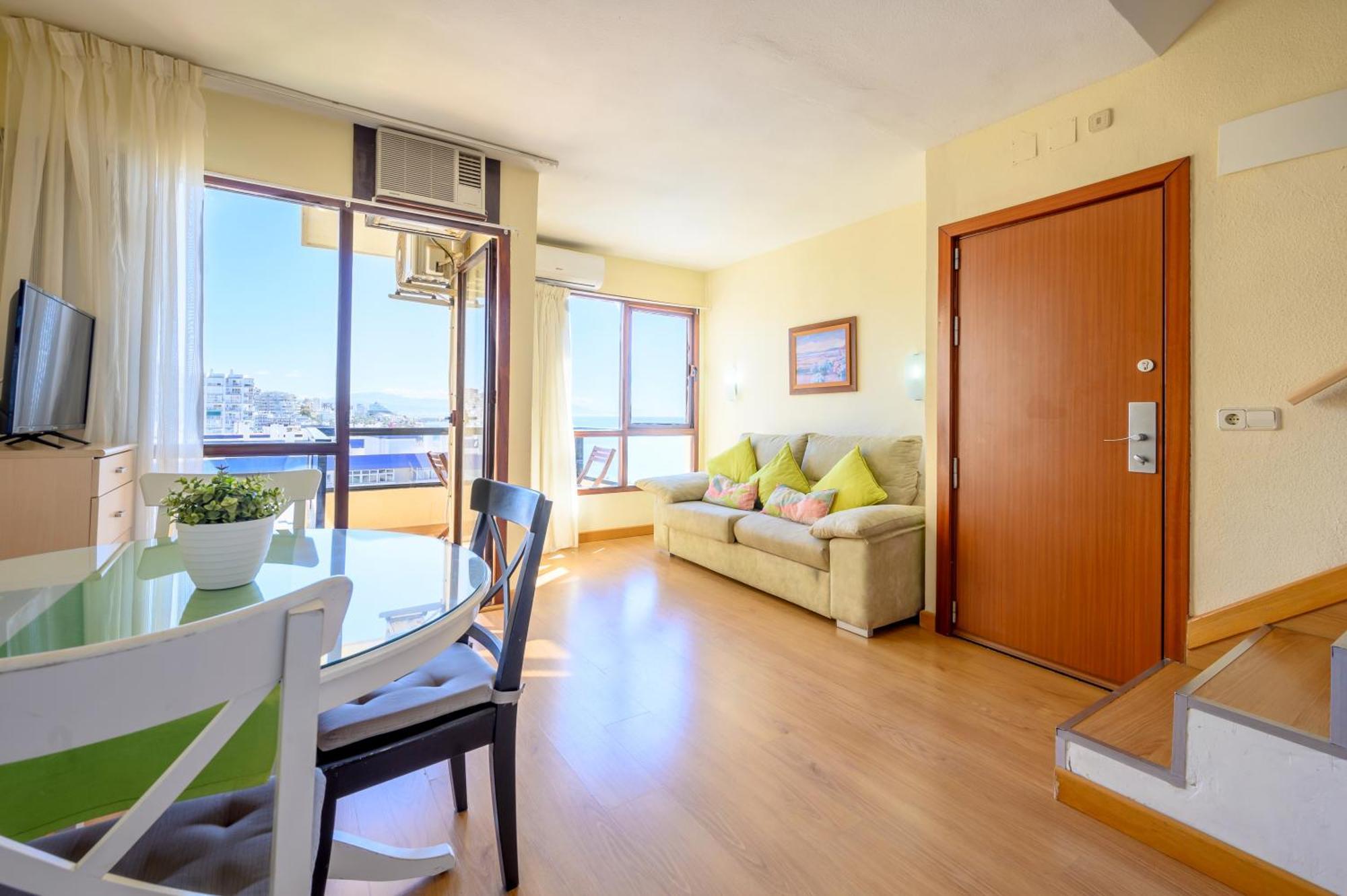 Apartament Living